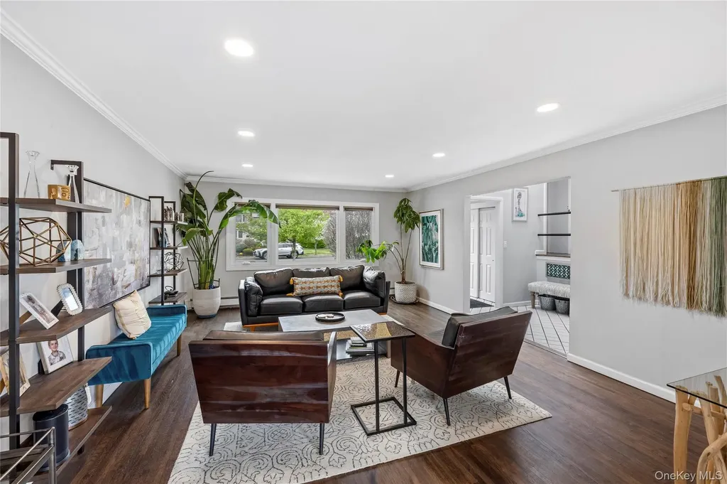 1970 Brook Park Drive Merrick NY 11566