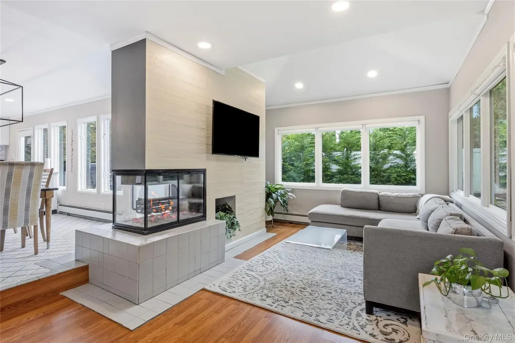 1970 Brook Park Drive Merrick NY 11566
