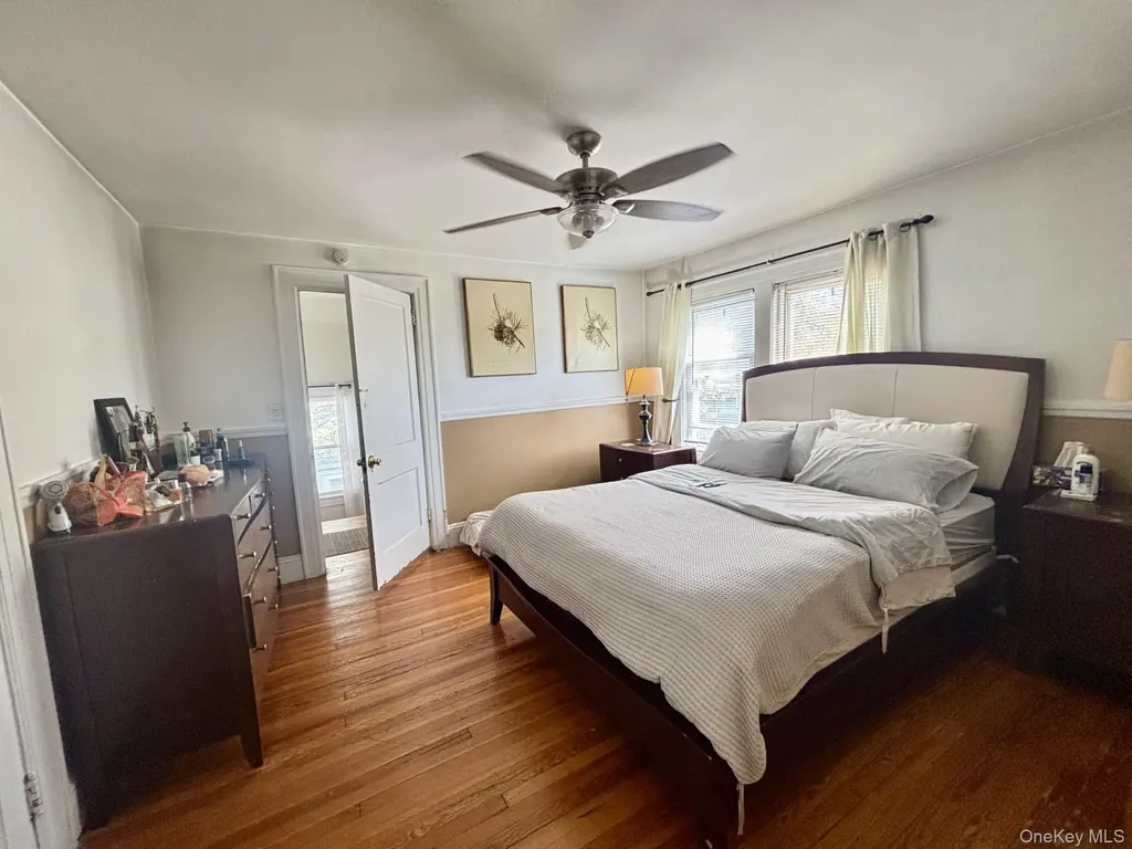 43 Rolling Street Lynbrook NY 11563