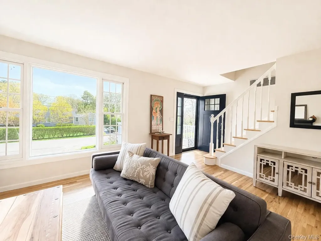 58 Ocean Avenue Hampton Bays NY 11946