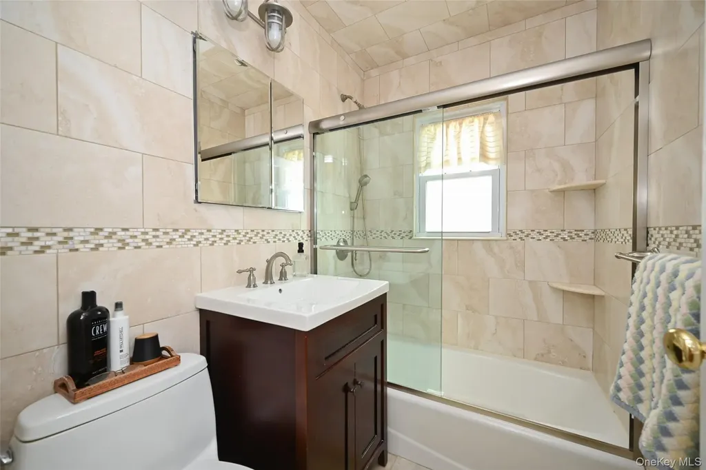 171-20 Gladwin Avenue Fresh Meadows NY 11365