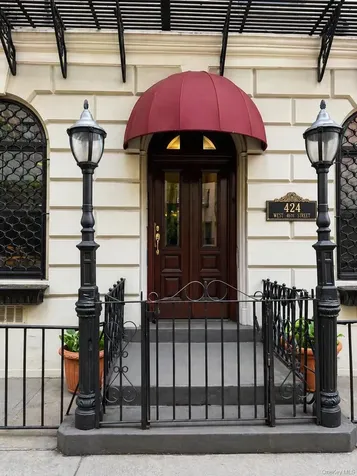 424 W 46th Street New York (manhattan) NY 10036