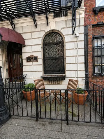 424 W 46th Street New York (manhattan) NY 10036
