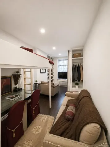 424 W 46th Street New York (manhattan) NY 10036