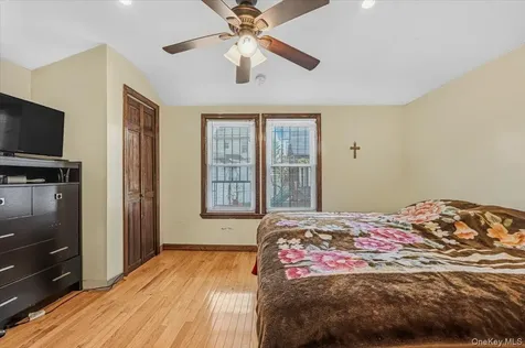 22173 91st Road Queens Village NY 11428