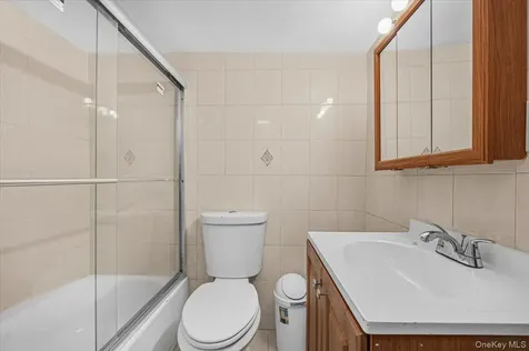 22173 91st Road Queens Village NY 11428