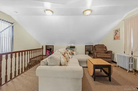 22173 91st Road Queens Village NY 11428