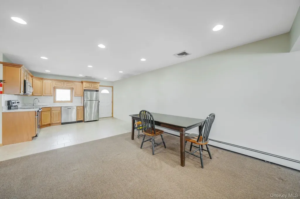 45 Cobalt Lane Westbury NY 11590