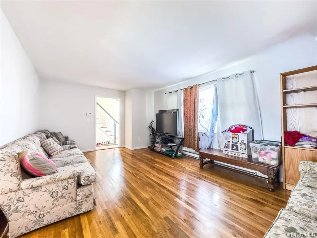 8 Noel Court Brewster NY 10509