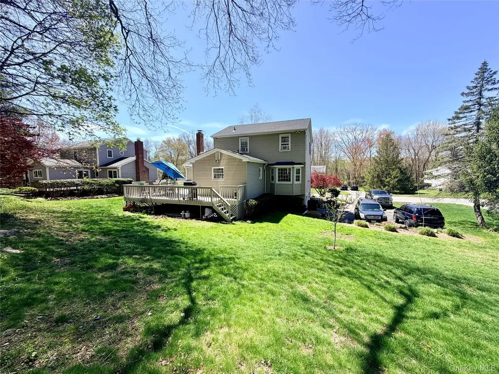 8 Noel Court Brewster NY 10509