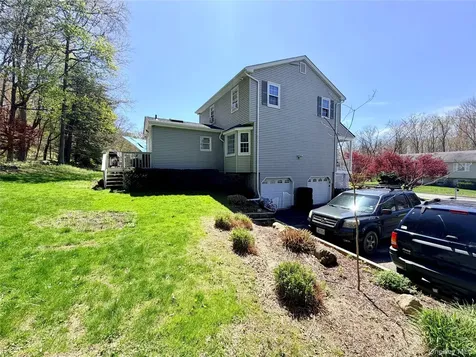8 Noel Court Brewster NY 10509