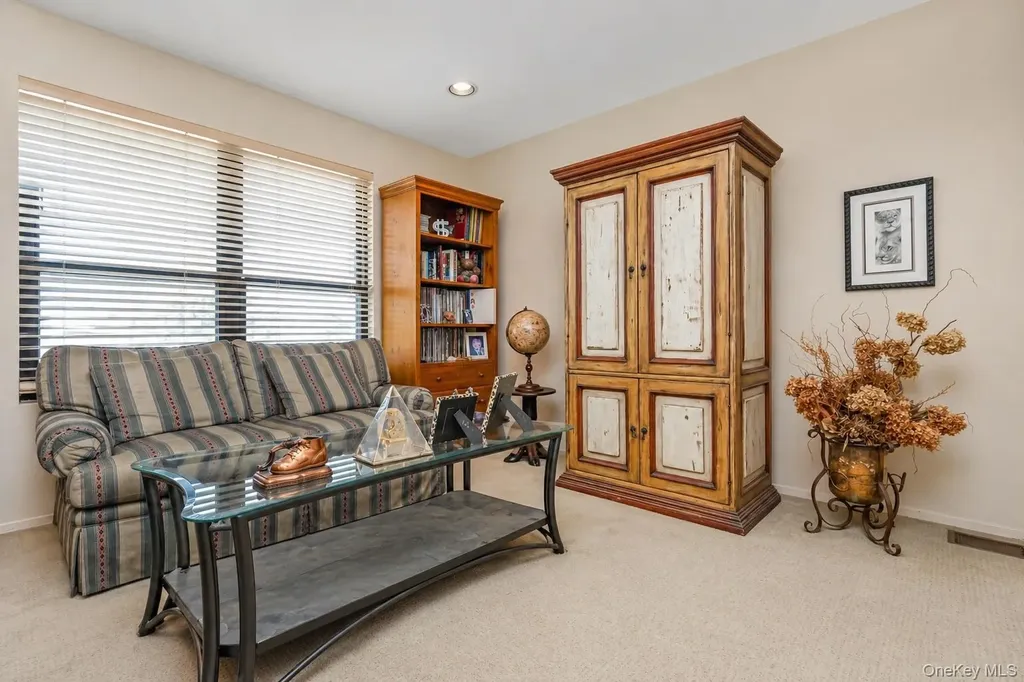 71 Eagle Chase Woodbury NY 11797