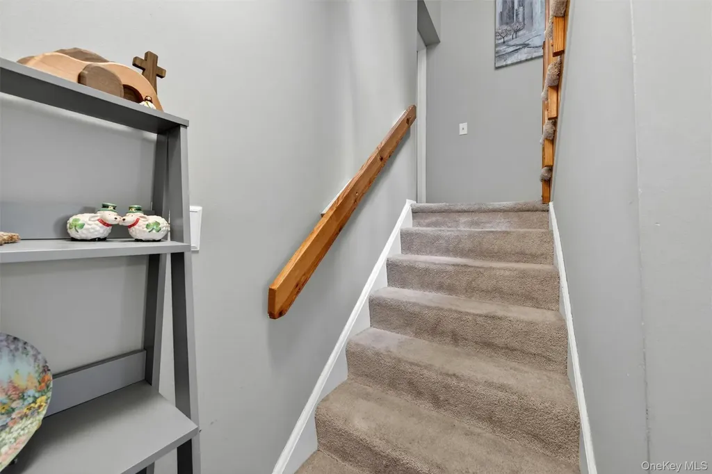 1208 Whispering Hills Chester NY 10918