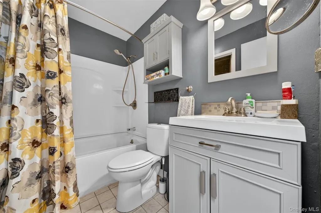 1208 Whispering Hills Chester NY 10918
