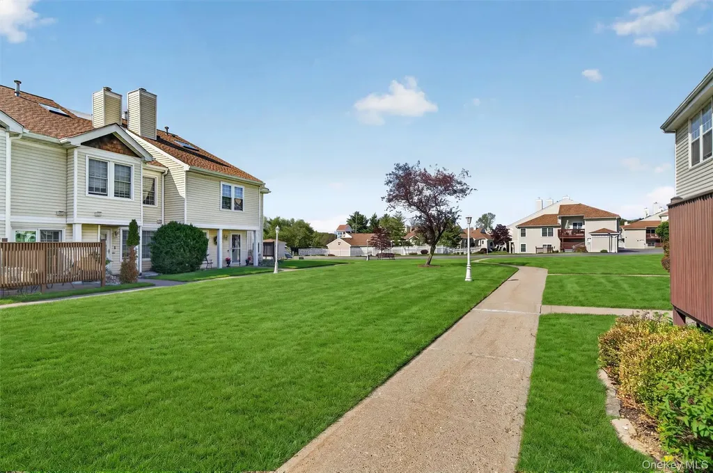 1208 Whispering Hills Chester NY 10918