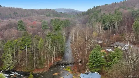 2 Vernooy Drive Wawarsing NY 12489