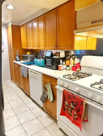367 Erlanger Boulevard North Babylon NY 11703