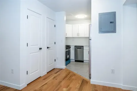 671 Bronx River Road Yonkers NY 10704