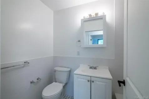 671 Bronx River Road Yonkers NY 10704