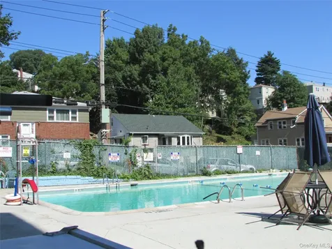 671 Bronx River Road Yonkers NY 10704