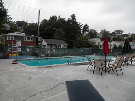 671 Bronx River Road Yonkers NY 10704
