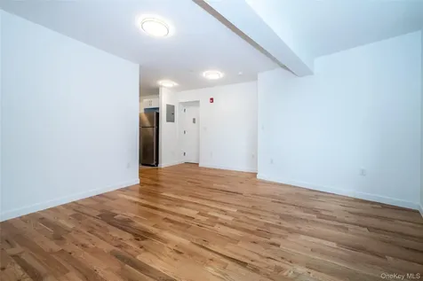 671 Bronx River Road Yonkers NY 10704