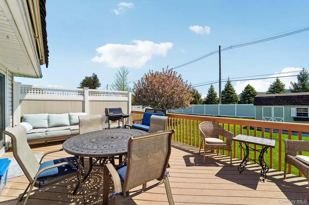 18 Hoke Drive Stony Point NY 10980