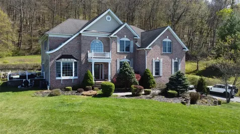 194 Devon Farms Road Stormville NY 12582