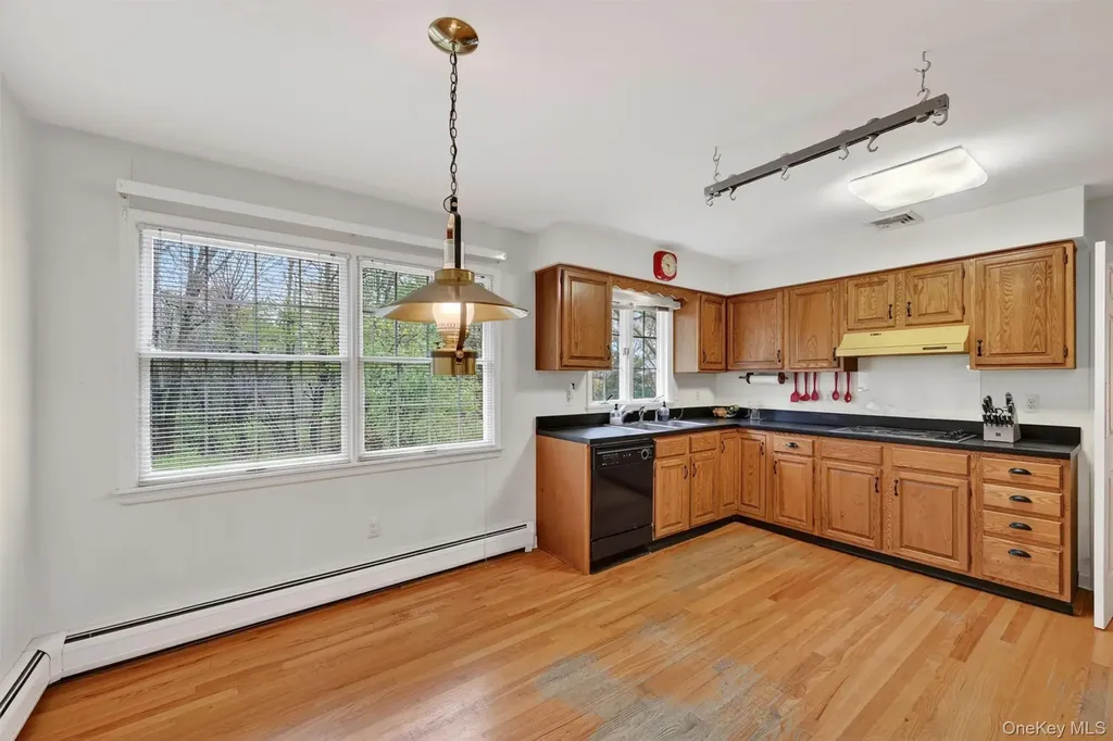 16 Ridgeview Terrace Goshen NY 10924