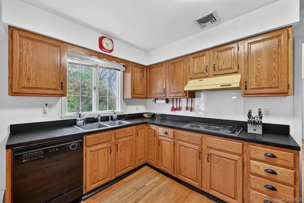 16 Ridgeview Terrace Goshen NY 10924