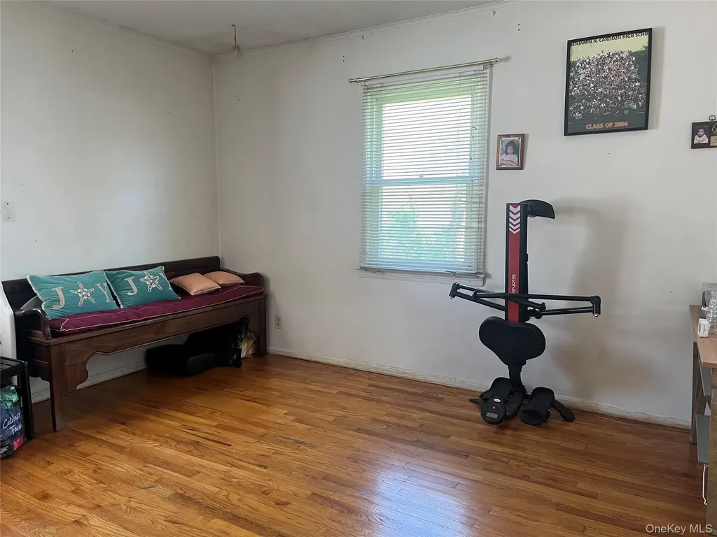 5607 229th Street Bayside NY 11364