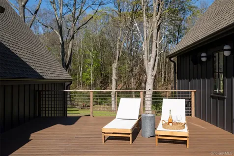 36 Pilgrims Progress Road Rhinebeck NY 12572