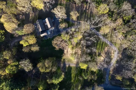 36 Pilgrims Progress Road Rhinebeck NY 12572