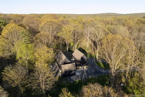 36 Pilgrims Progress Road Rhinebeck NY 12572