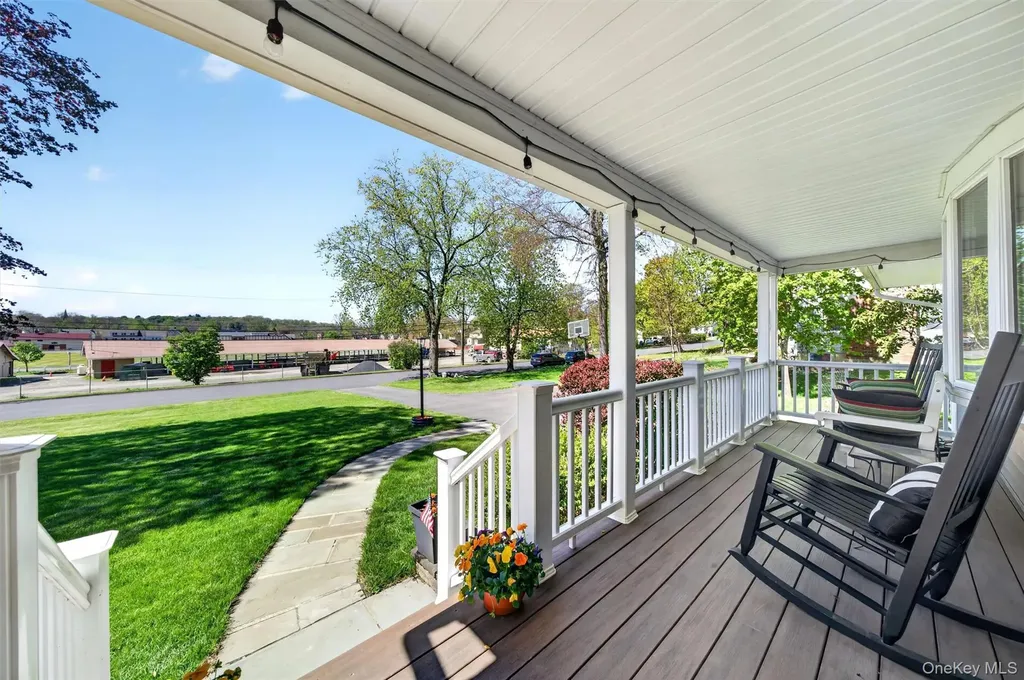 42 Parkway Goshen NY 10924