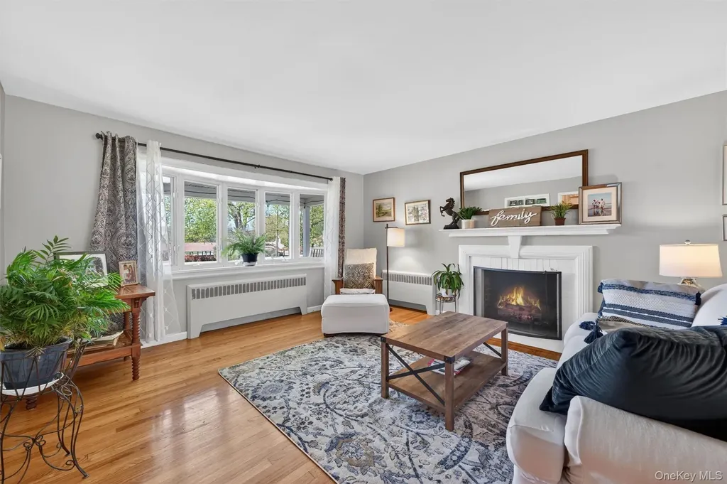42 Parkway Goshen NY 10924