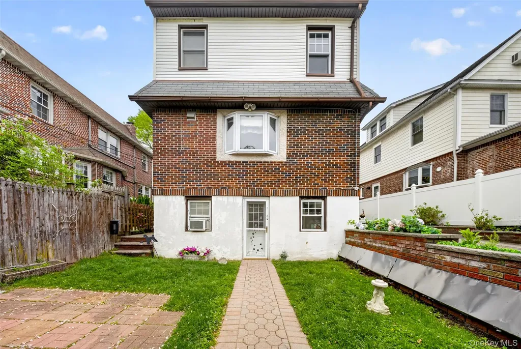 2946 169th Street Flushing NY 11358