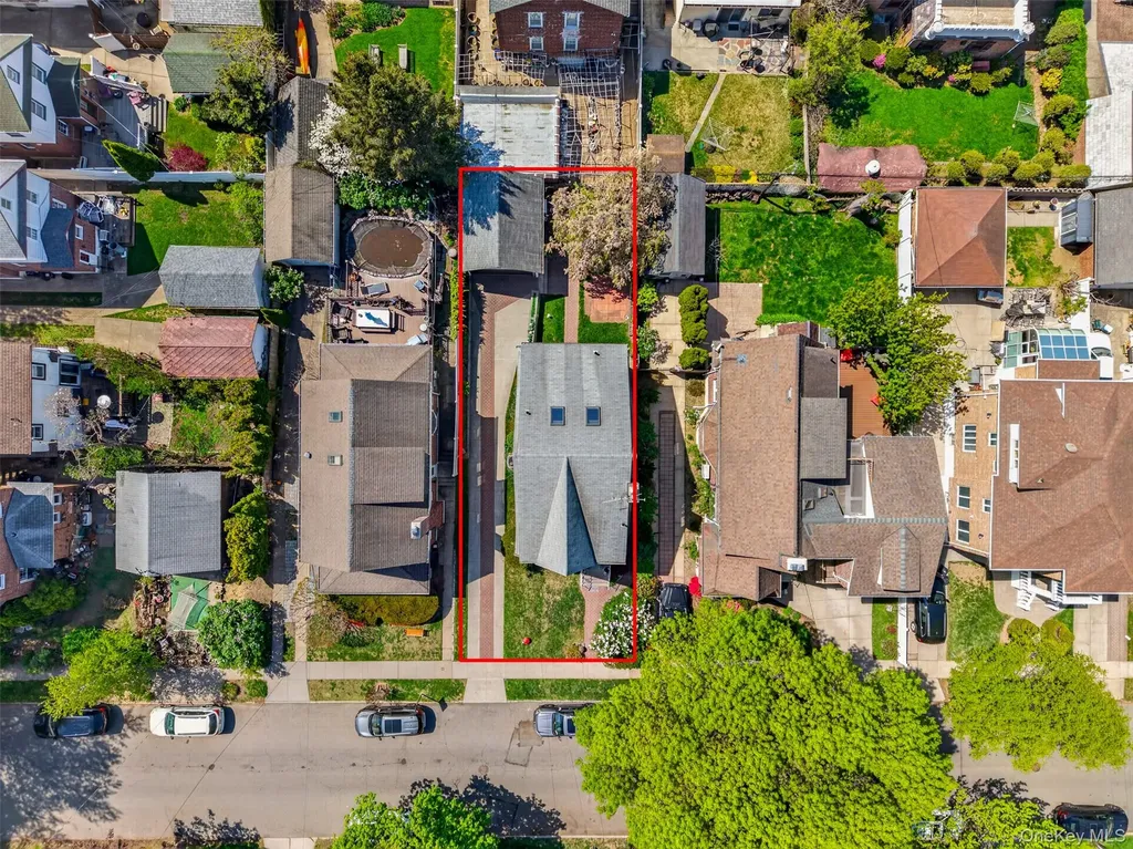 2946 169th Street Flushing NY 11358