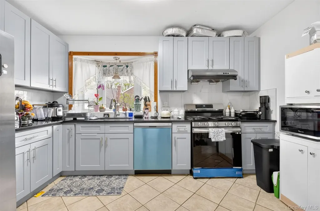 2946 169th Street Flushing NY 11358