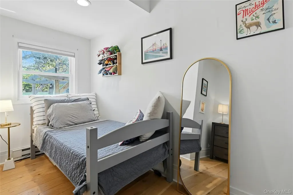 46 Beach Road Laurel NY 11948