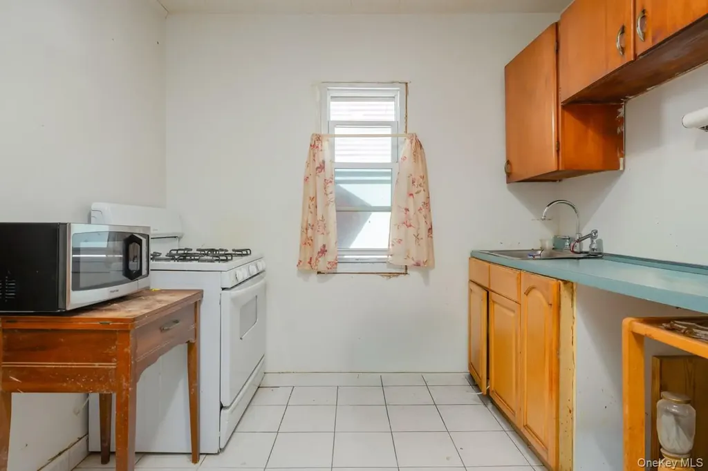41 Ellis Place Ossining NY 10562