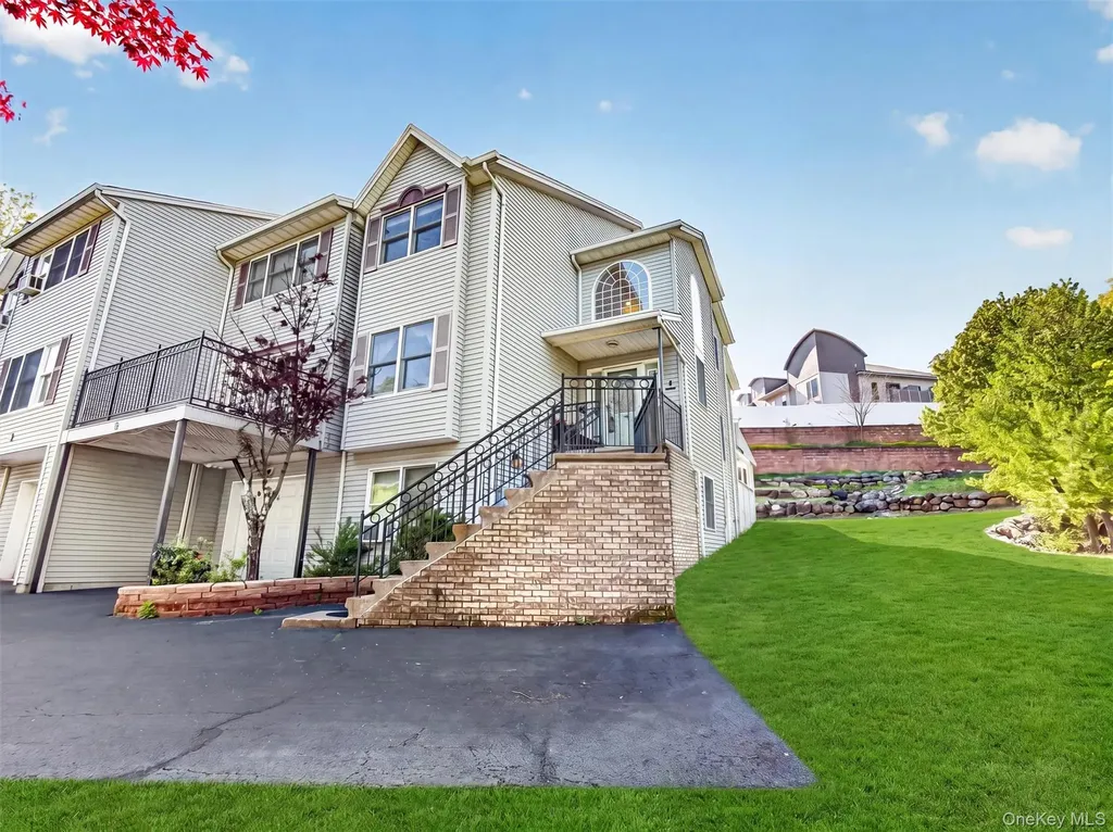5 Augusta Avenue Monsey NY 10952