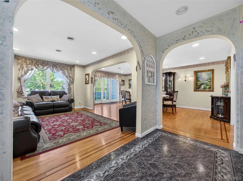 5 Augusta Avenue Monsey NY 10952