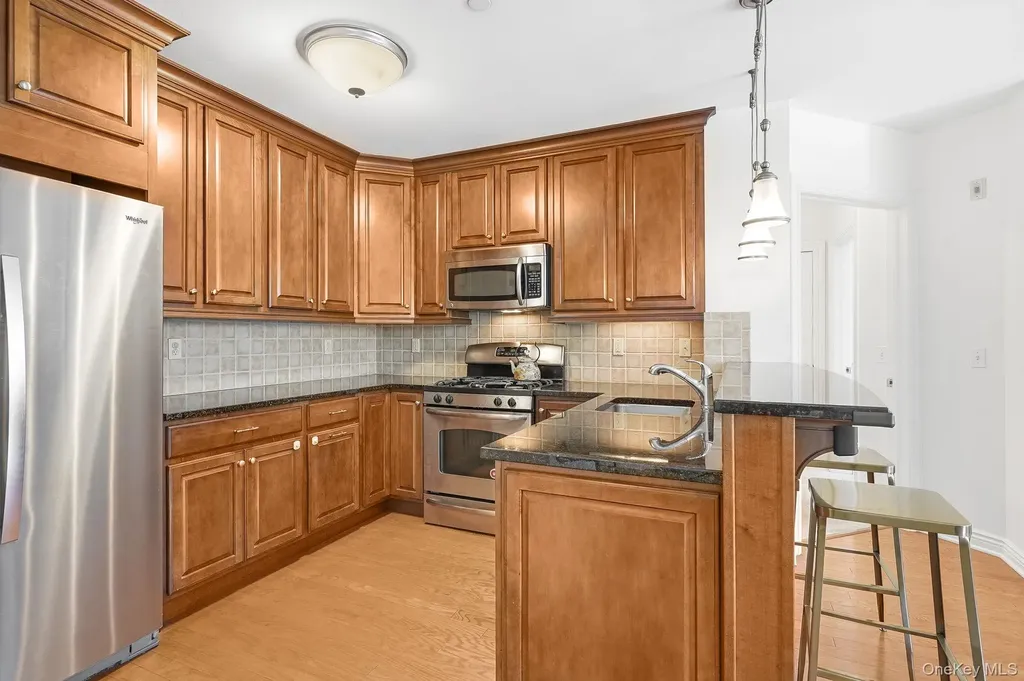 101 Sheldrake Place Mamaroneck NY 10543