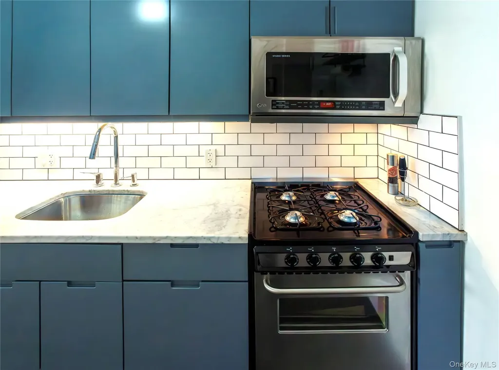 195 Willoughby Avenue Brooklyn NY 11205