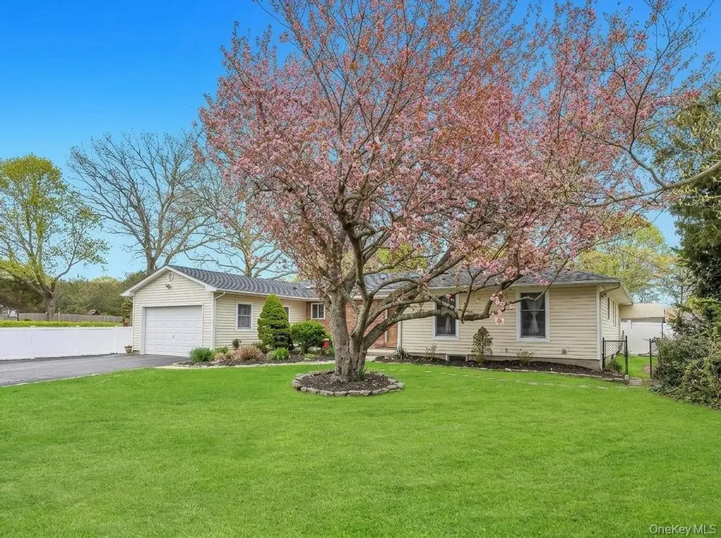 408 Lenox Road Huntington Station NY 11746
