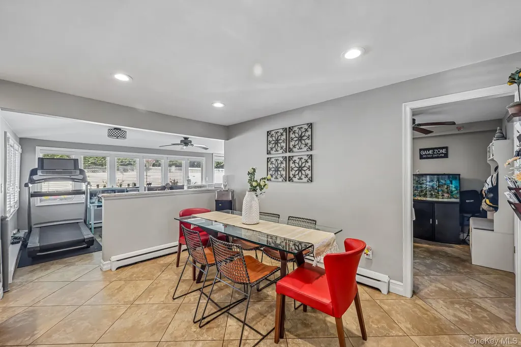 76 S Bay Drive Massapequa NY 11758