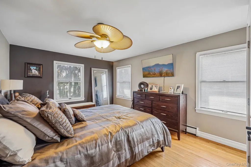 76 S Bay Drive Massapequa NY 11758