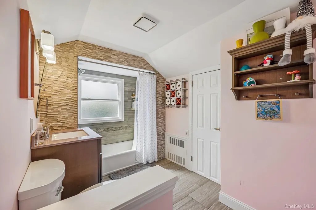 76 S Bay Drive Massapequa NY 11758