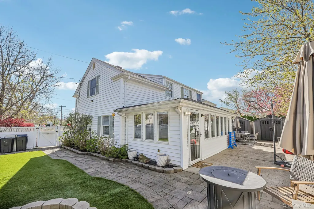 76 S Bay Drive Massapequa NY 11758